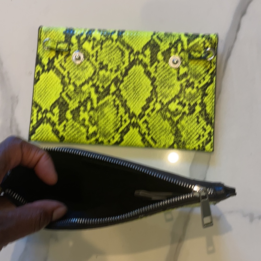 Zara Belt Bag With Matching Slides - Picture 8 of 8